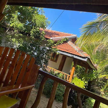 Prime Surfers Bungalow Arugam Bay Eksteriør billede