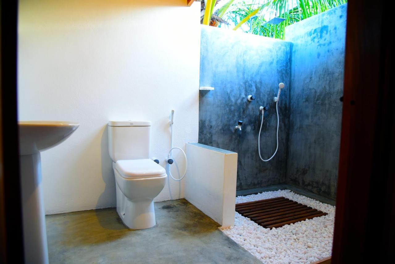 Prime Surfers Bungalow Arugam Bay Eksteriør billede
