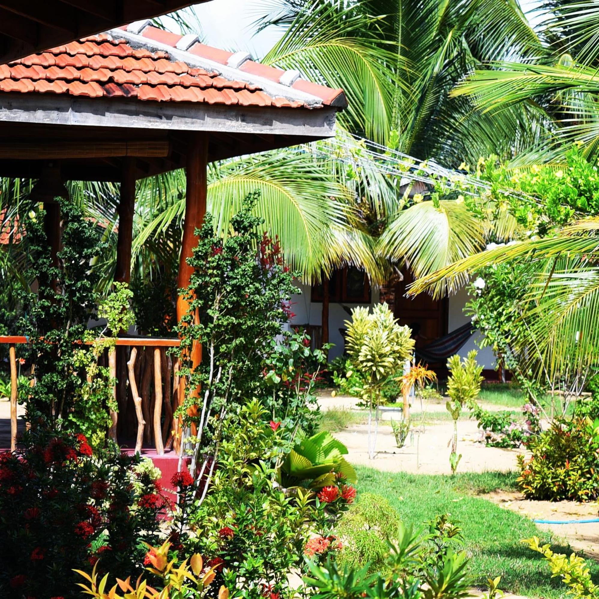 Prime Surfers Bungalow Arugam Bay Eksteriør billede
